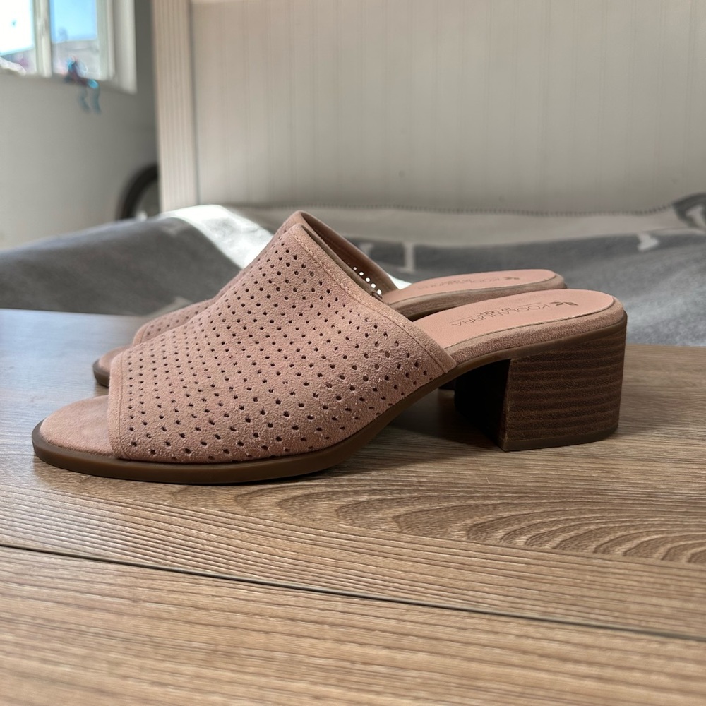 Koolaburra by UGG Raychel Suede Open Toe Mule
